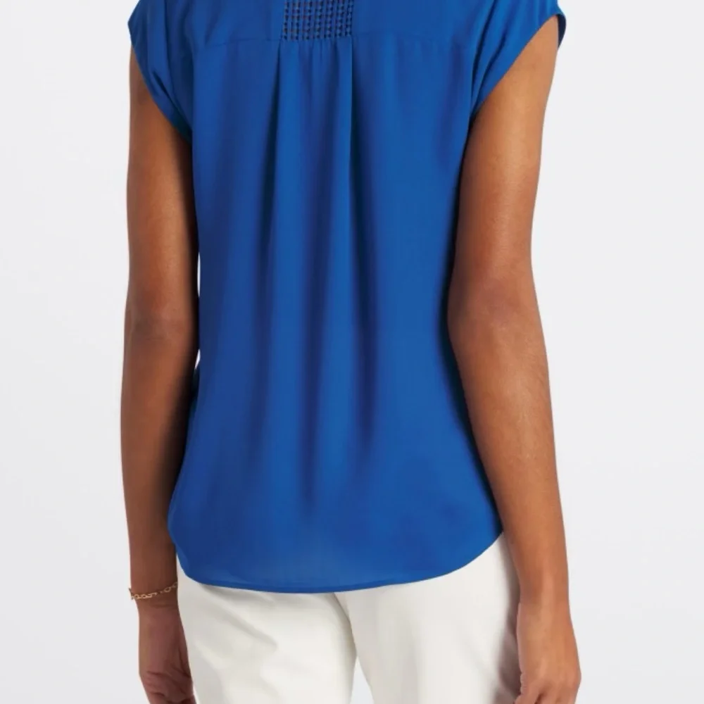 Daniel Rainn Estefany Lace Detail Split Neck Blouse XL Cobalt - Picture 5 of 5